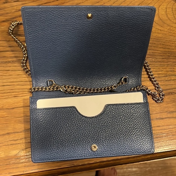 Gucci soho wallet navy blue with chain - Picture 2 of 3